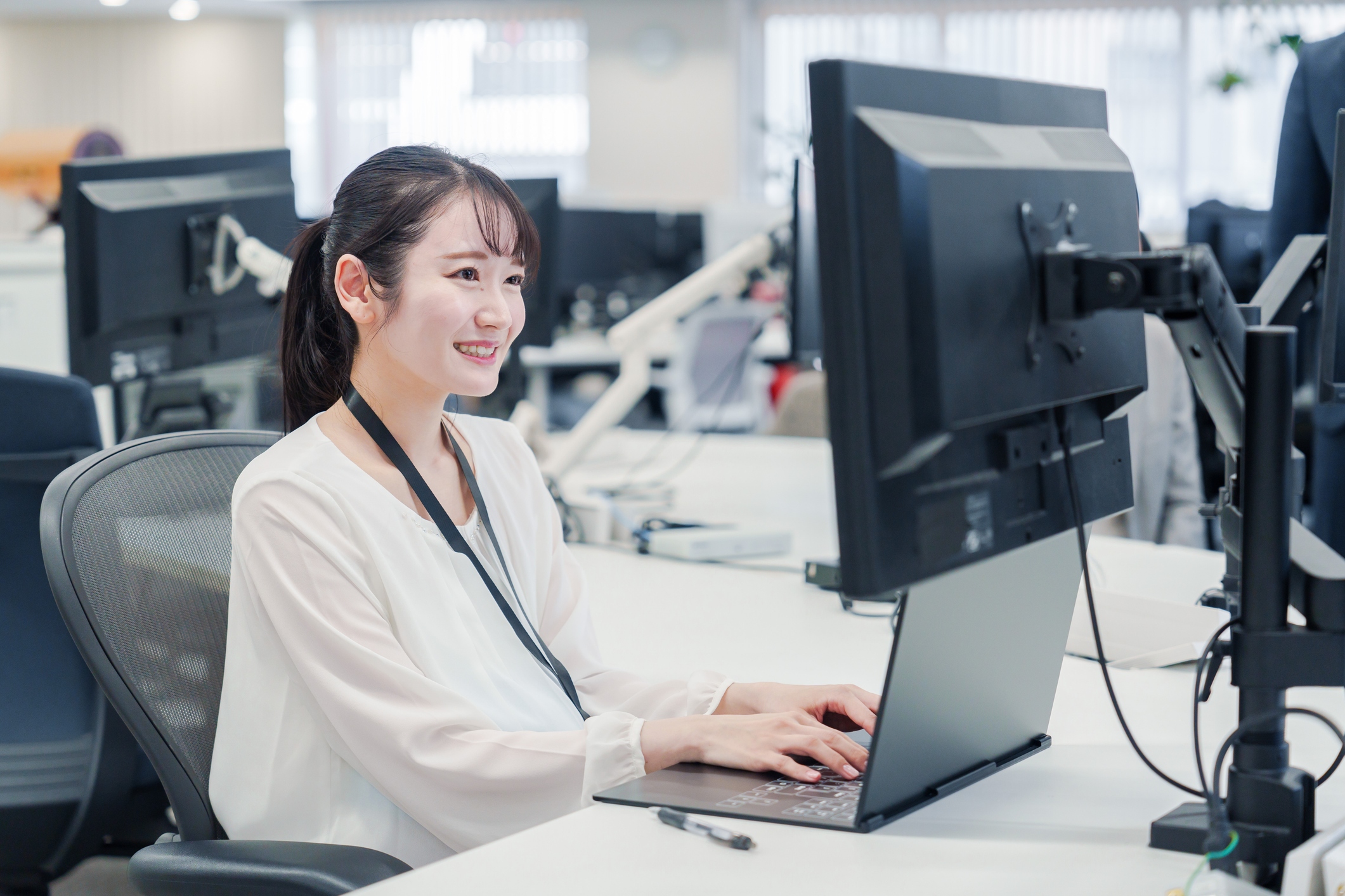 EC事業部丸ごとサービス